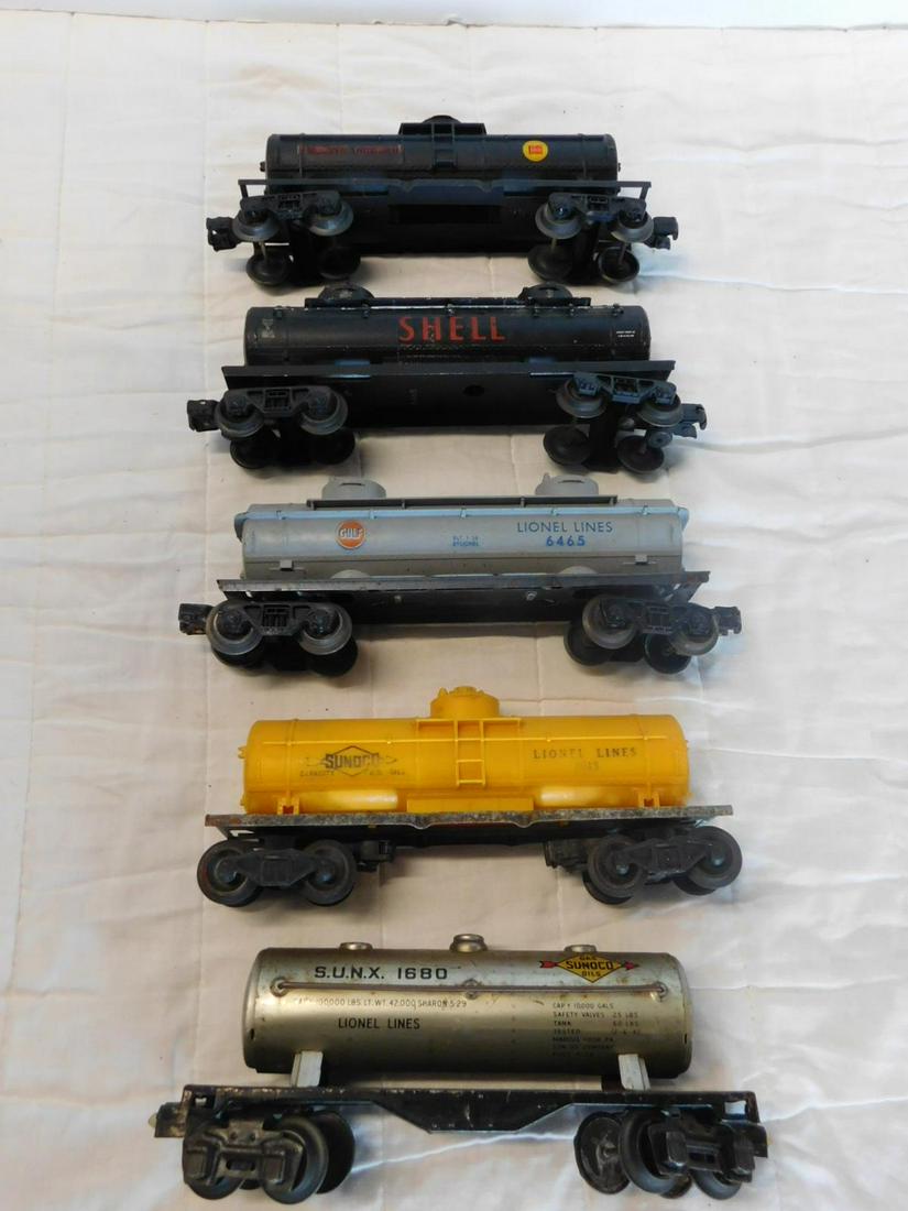 Lionel & Other Pre & Post War Tanker Train Cars: Lionel & Other Pre & Post War Tanker Cars, loose, no boxes including: Lionel Lines S.U.N.X. 1680 Pre War triple dome Lionel Lines Post War 6015 (Sunoco) and 6465 (Gulf), plus Lionel 6465 (Shell) and u