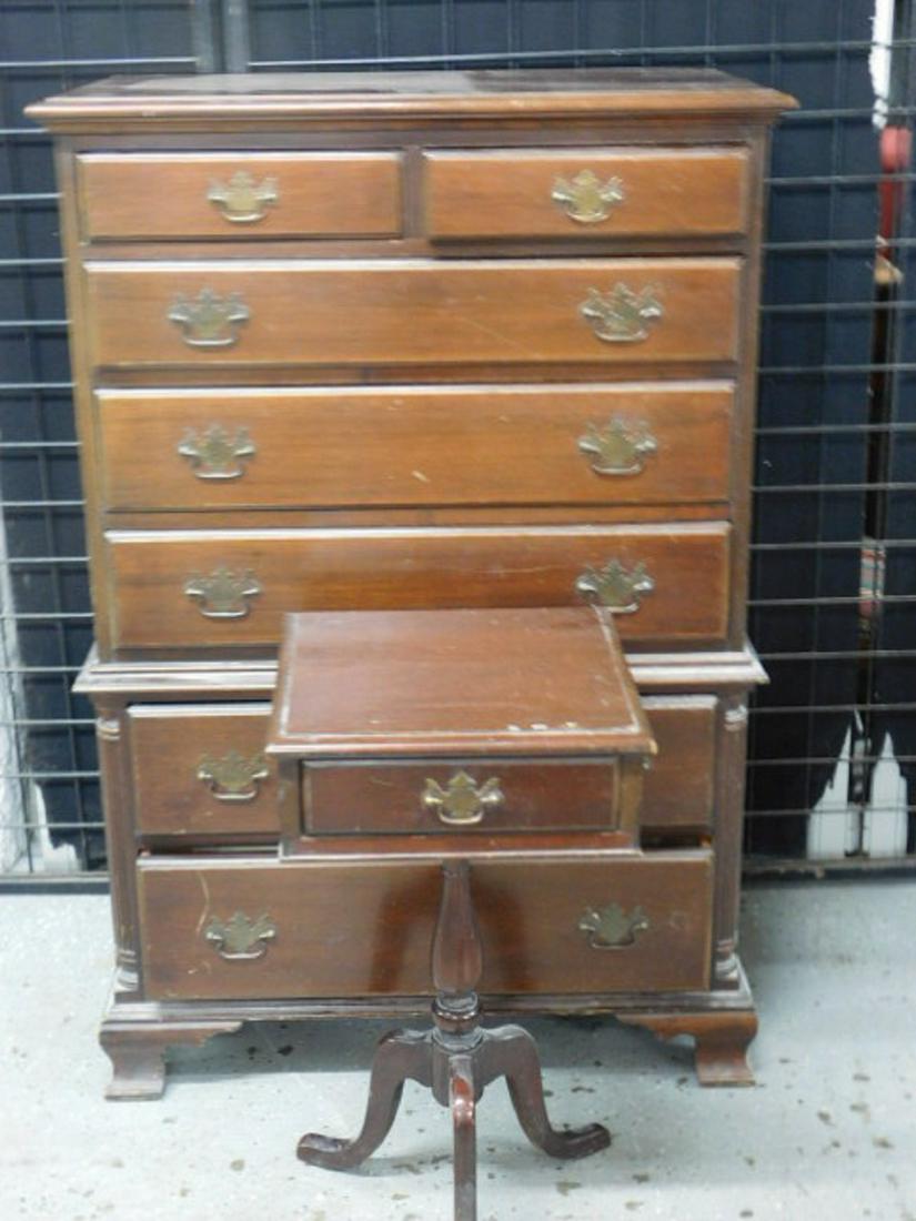 Chippendale Style Chest on Chest & Stand: Chippendale Style Chest on Chest and stand, mahogany, two over five drawers, base with fluted corner columns, ogee bracket feet, made for John Wanamaker, Phila, mid 20th C, 20" x 33" x 50"., plus trip