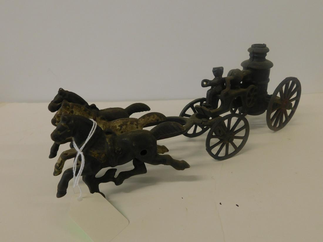Vintage Cast Iron Pumper Fire Wagon (1 of 5)