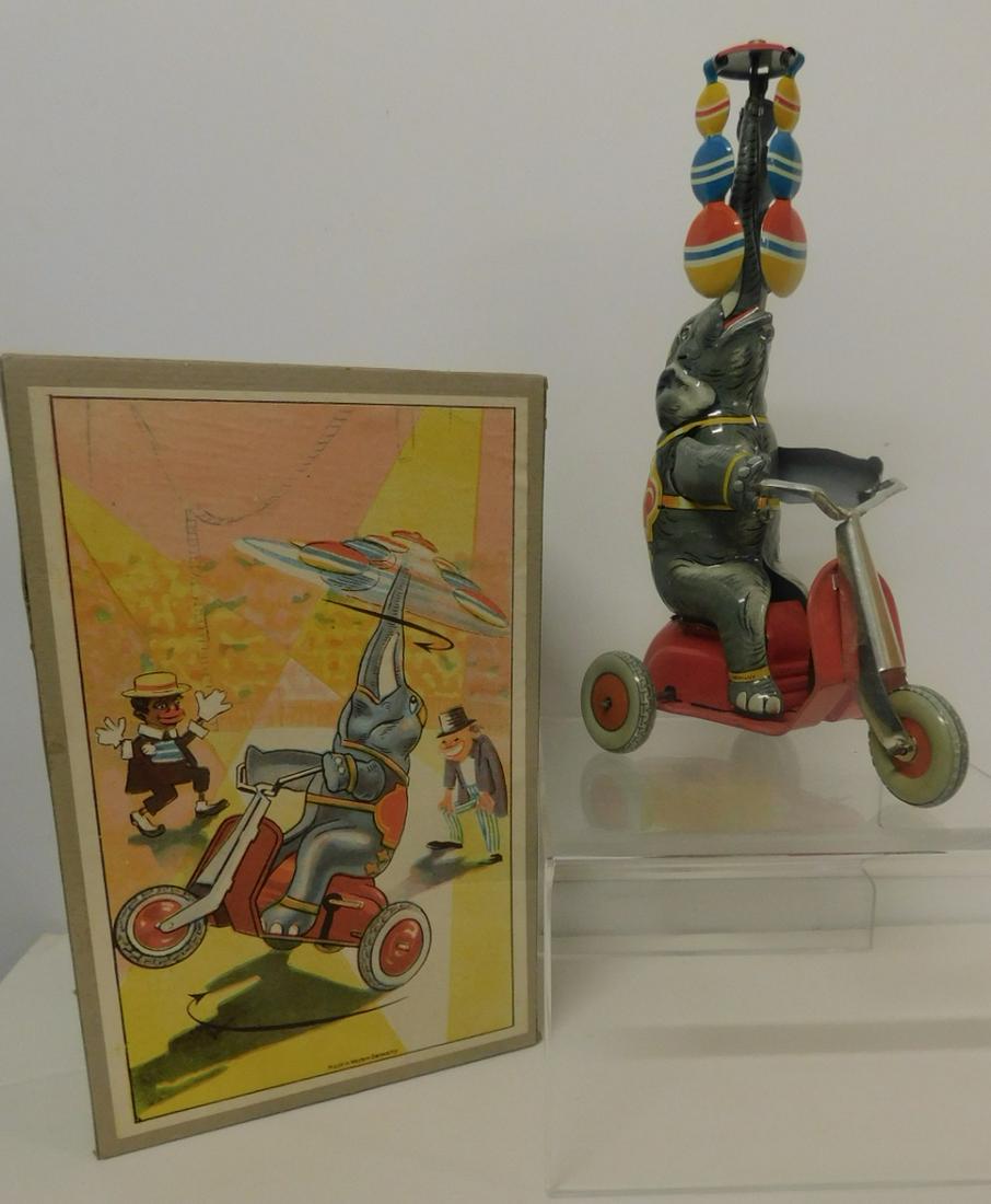 Germany Mechanical Elephant on Scooter (1 of 4)