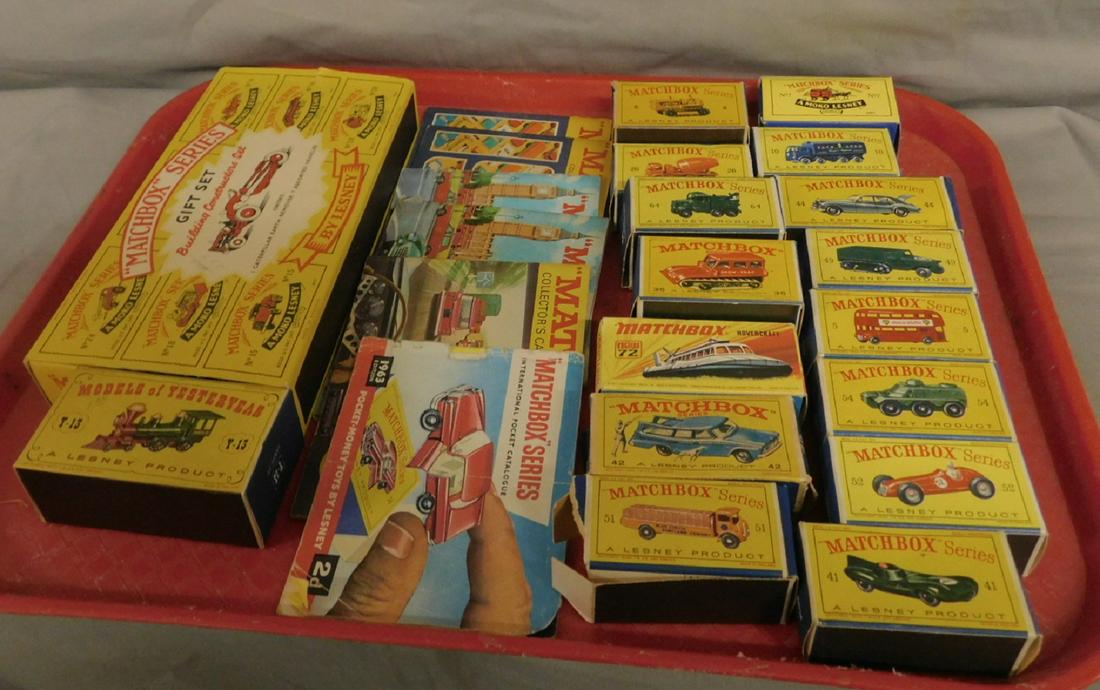 Boxed Matchbox Vehicles & Pamphlets (1 of 5)