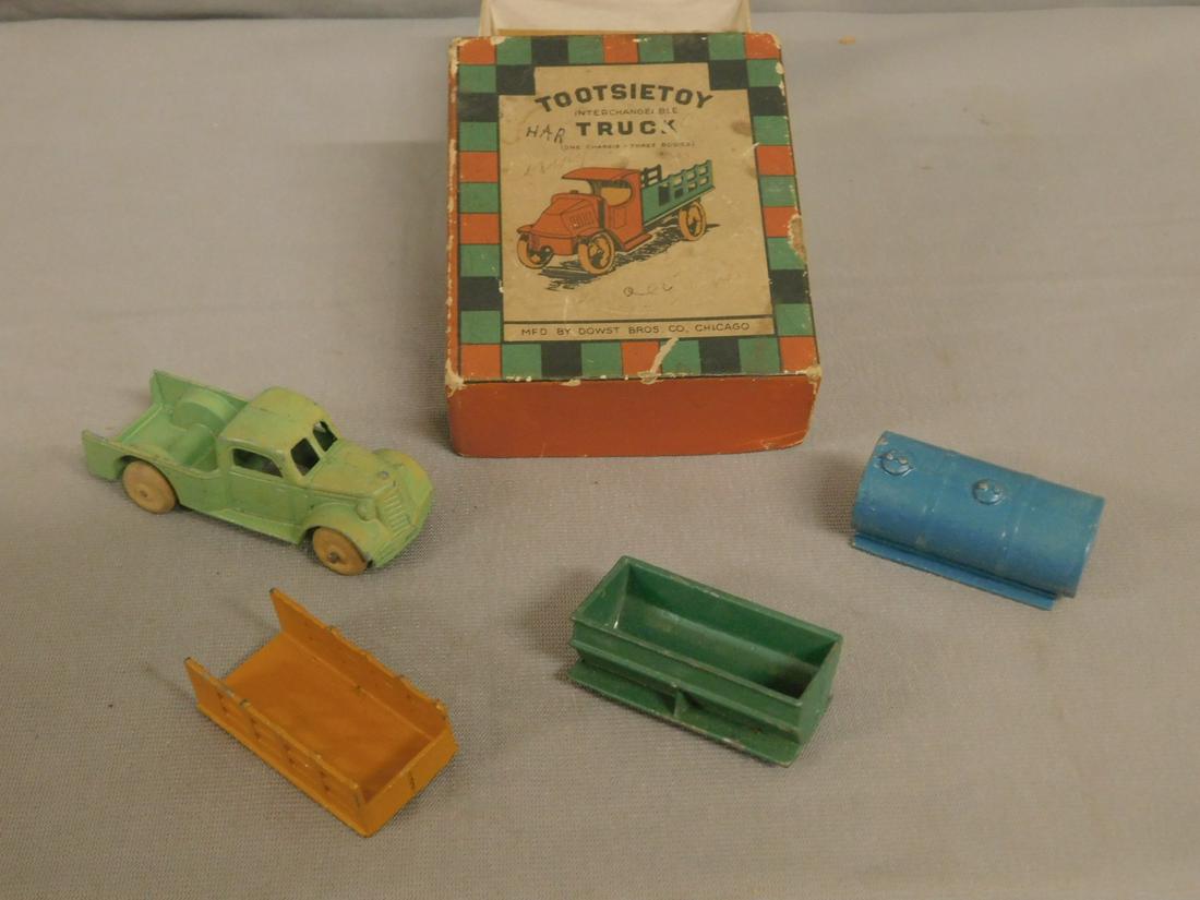 Scarce Tootsie Toy Interchangeable Truck (1 of 2)