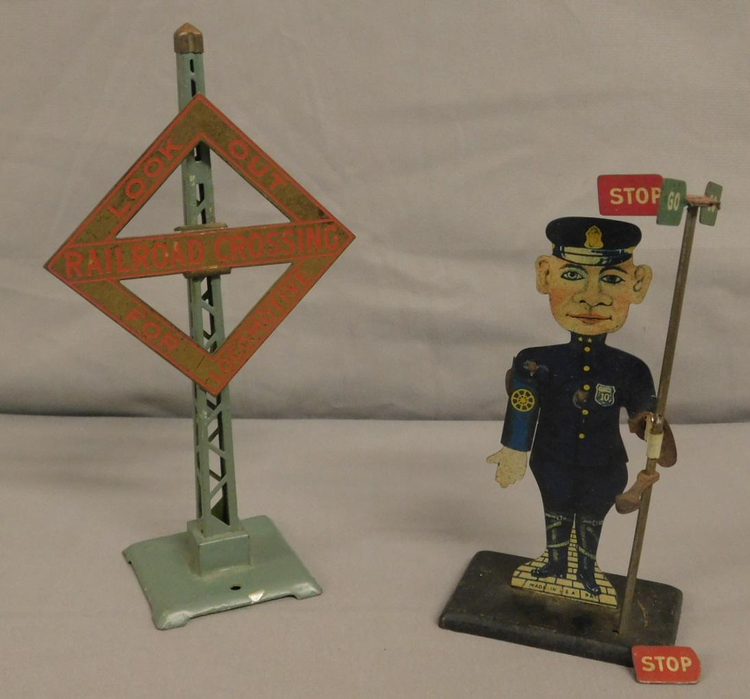 Early Lionel & Other Train Accessories (1 of 6)