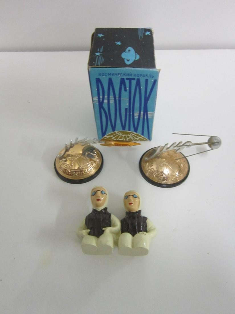 2 Russian Space Commemorative Paperweights (1 of 9)