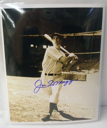 Joe Dimaggio Signed Photo: Joe Dimaggio Signed 8" x 10" Black & White Photo, No Certificate of Authenticity