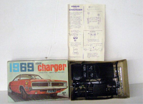 1969 Palmer Plastic Dodge Charger Model Kit: 1969 Palmer Plastic Inc. Dodge Charger Hardtop, Plastic Model Kit w/Box