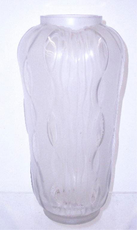 Andre Hunebelle French Art Deco Glass Vase: A[ndre] Hunebelle signed French Art Deco molded frosted & clear glass 11 1/2" vase