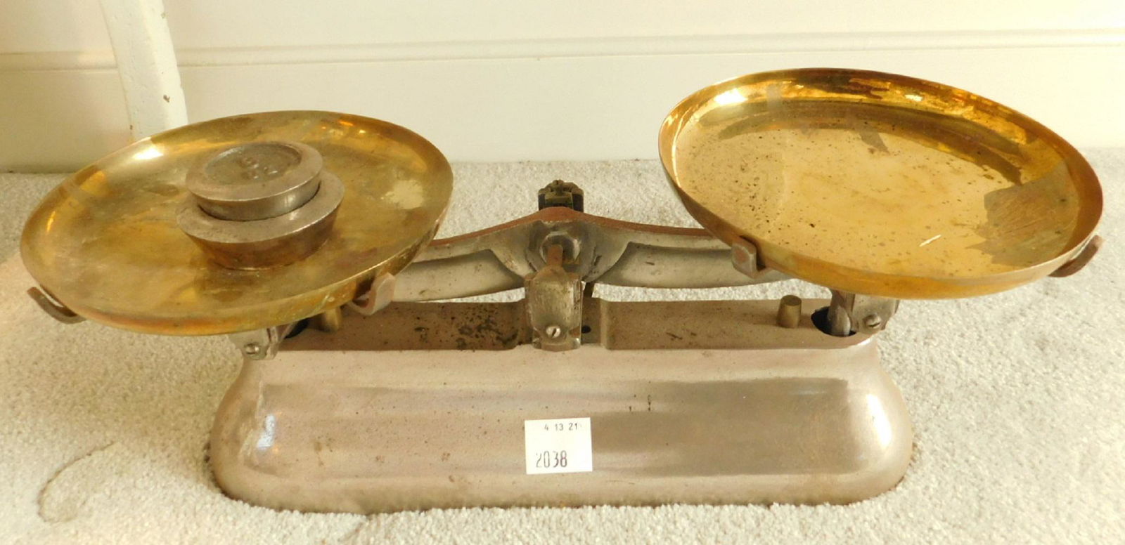Antique Metal Balance Scale (1 of 4)