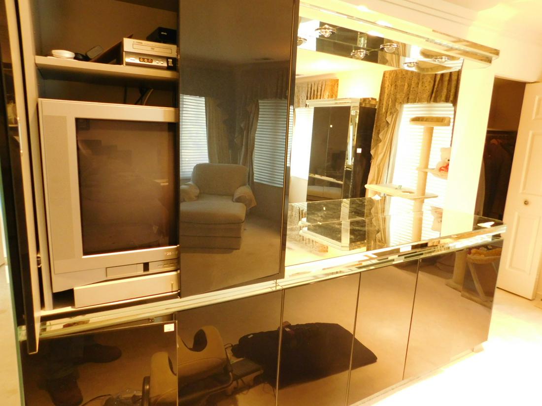 5 Piece Contemporary Bedroom Set (1 of 8)