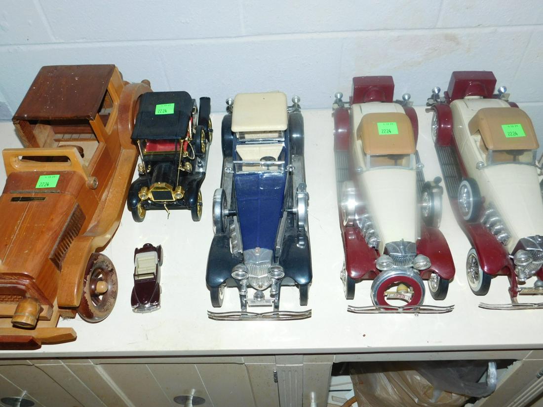 Automobile Form Bottles: Automobile form bottles, Beam?, (3) 18", plus wood, 24" 1927 Bugatti 41 Royal jewel box. Condition; good