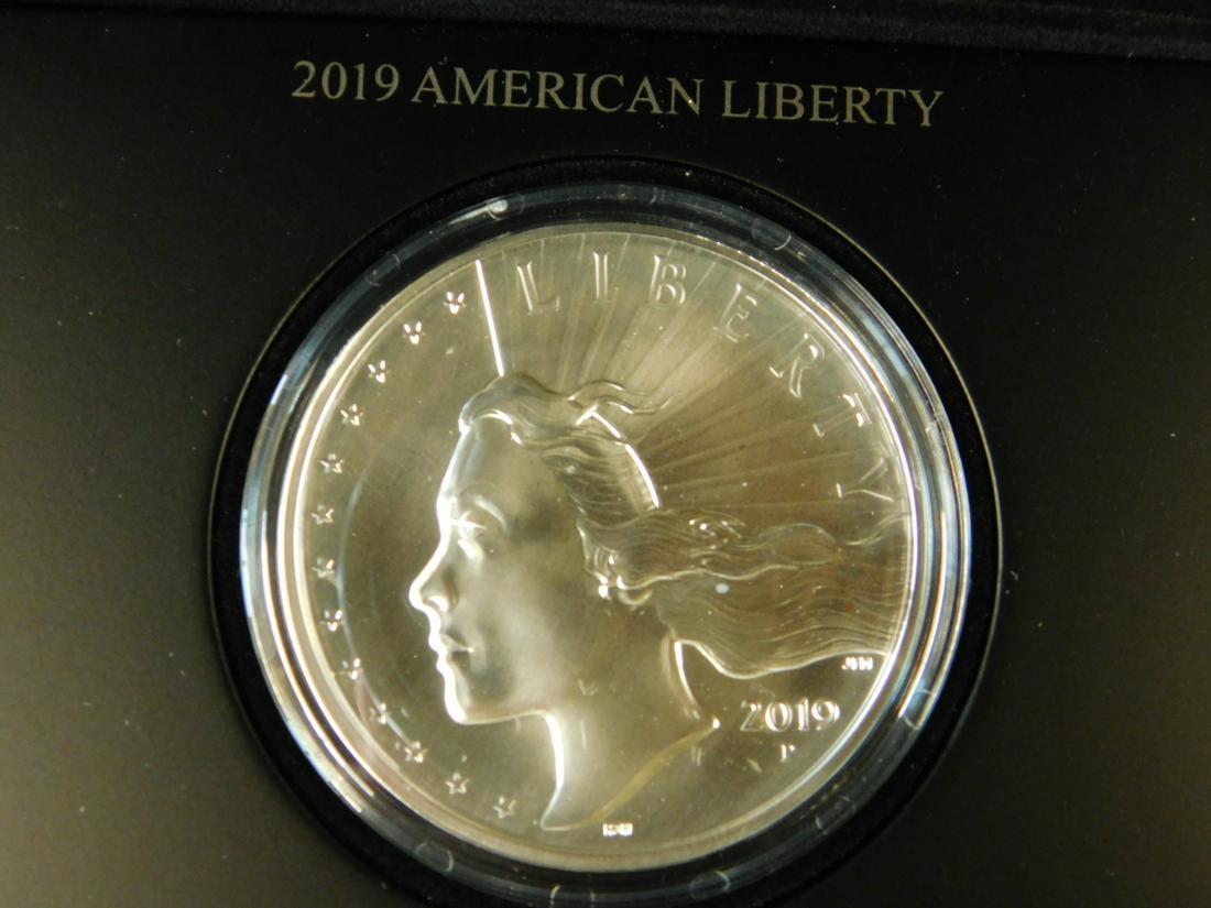 2019-P American Liberty High Relief Silver Medal (1 of 4)