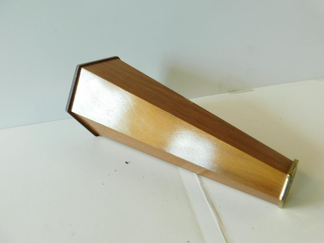 Vintage Van Cort Hexagonal Kaleidoscope: Vintage Van Cort Hexagonal Kaleidoscope, brass and wood case. Height 10", base 4". Signed on brass eyepiece Van Cort Instrument Co.[3] CONDITION: Some minor scuffing on one edge.