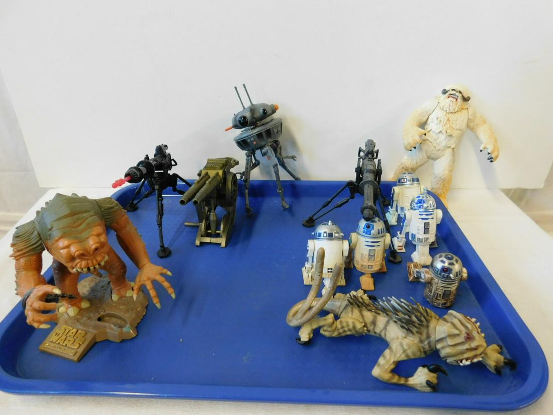 Star Wars Collectibles Monsters & Machines: Star Wars Collectibles Monsters and Machines including: Hasbro scale medal snow creature 6" (Episode V) and monster cat 7" (Episode II), plus five R2 units, 2 1/2"h each, Kenner laser rifles, 5 1/2"l 