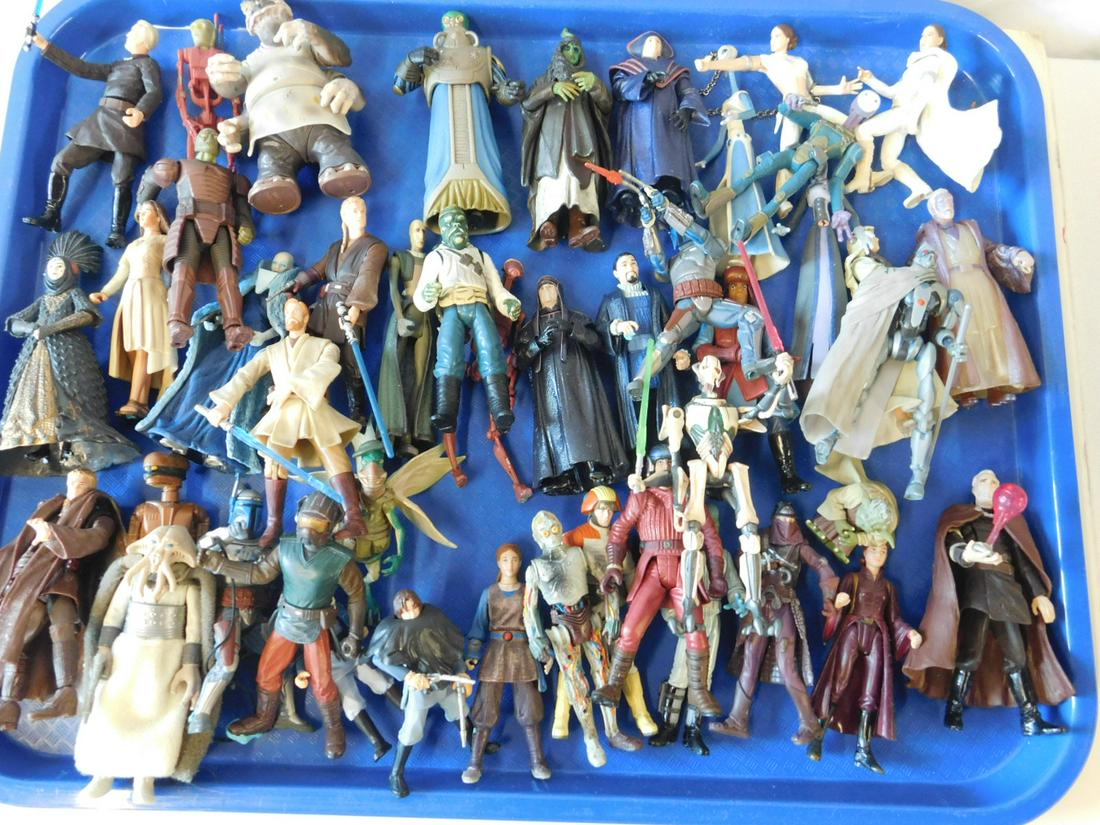 Hasbro Star Wars Small Action Figures: Hasbro Star Wars Small Action Figures, 40+, Episode II, Clone Ware, main characters and others, 2"- 5", c. 2000s. CONDITION: Very good.