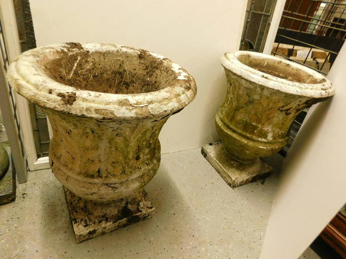 Pr Cement Garden Urns