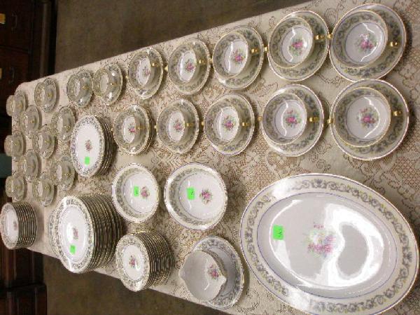 91pc Charles Ahrenfieldt "Suzanne" Limoges China: 91 piece Charles Ahrenfieldt "Suzanne" Limoges china set, including: [12] dinner plates, [5] luncheon plates, [3] salad plates, [11] bread & butter plates, [12] cups & [12] saucers, [10] soup with [12