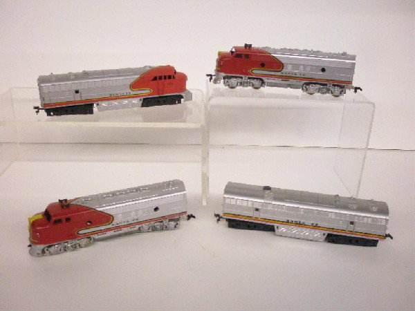 HO Scale Santa Fe Engines: Penn Line & AHM Tempo HO scale Santa Fe A & B units, Penn Line A & B engines & AHM #5208 engine & unit. CONDITION: Penn Line has paint & decal loss, broken front attacher & wear & AHM are very good w/