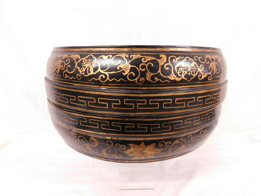 Oriental Lacquered Round Box (1 of 4)