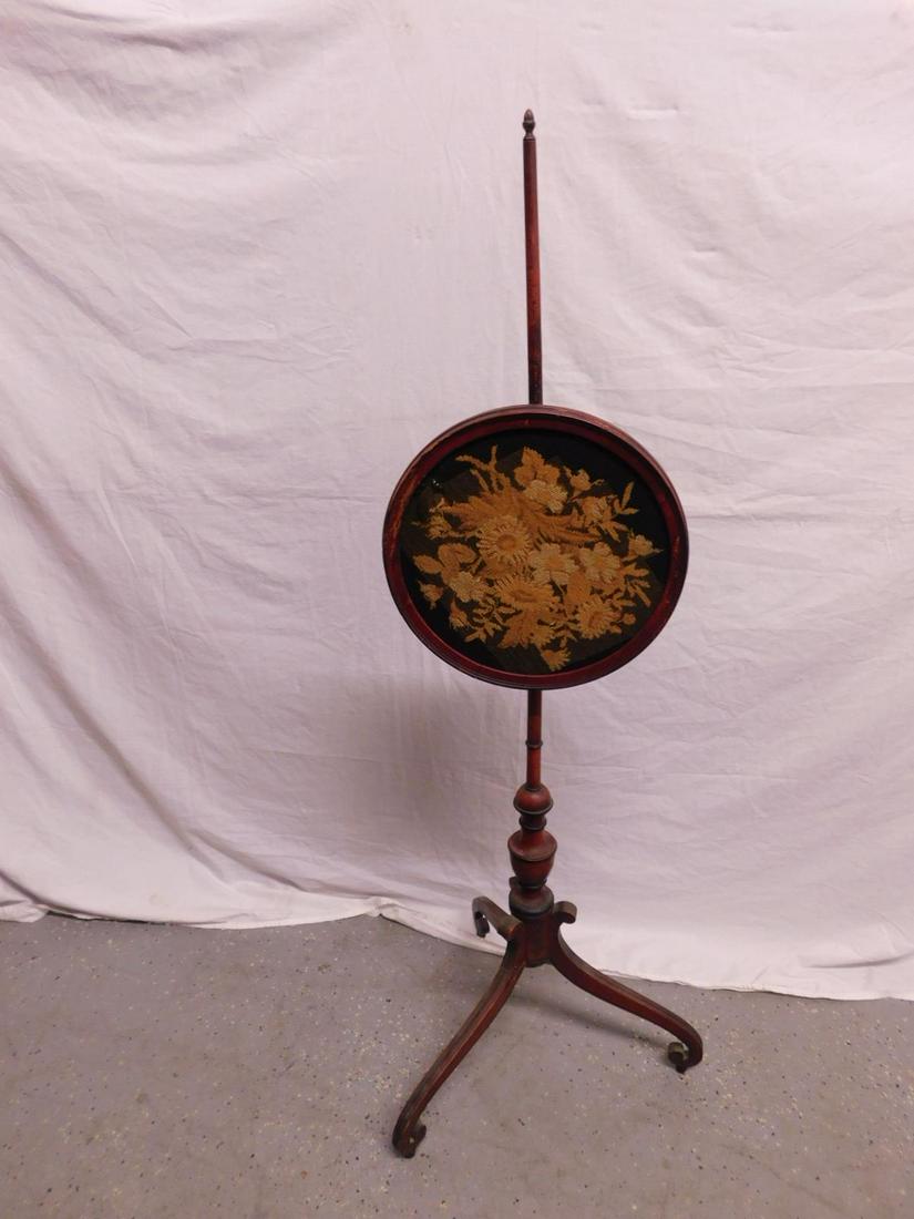 Federal Style Fire Screen (1 of 7)