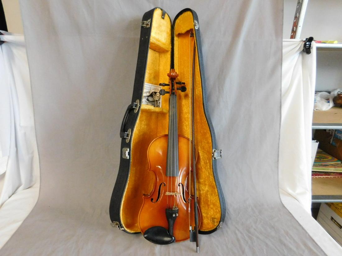 Suzuki Violin (1 of 7)