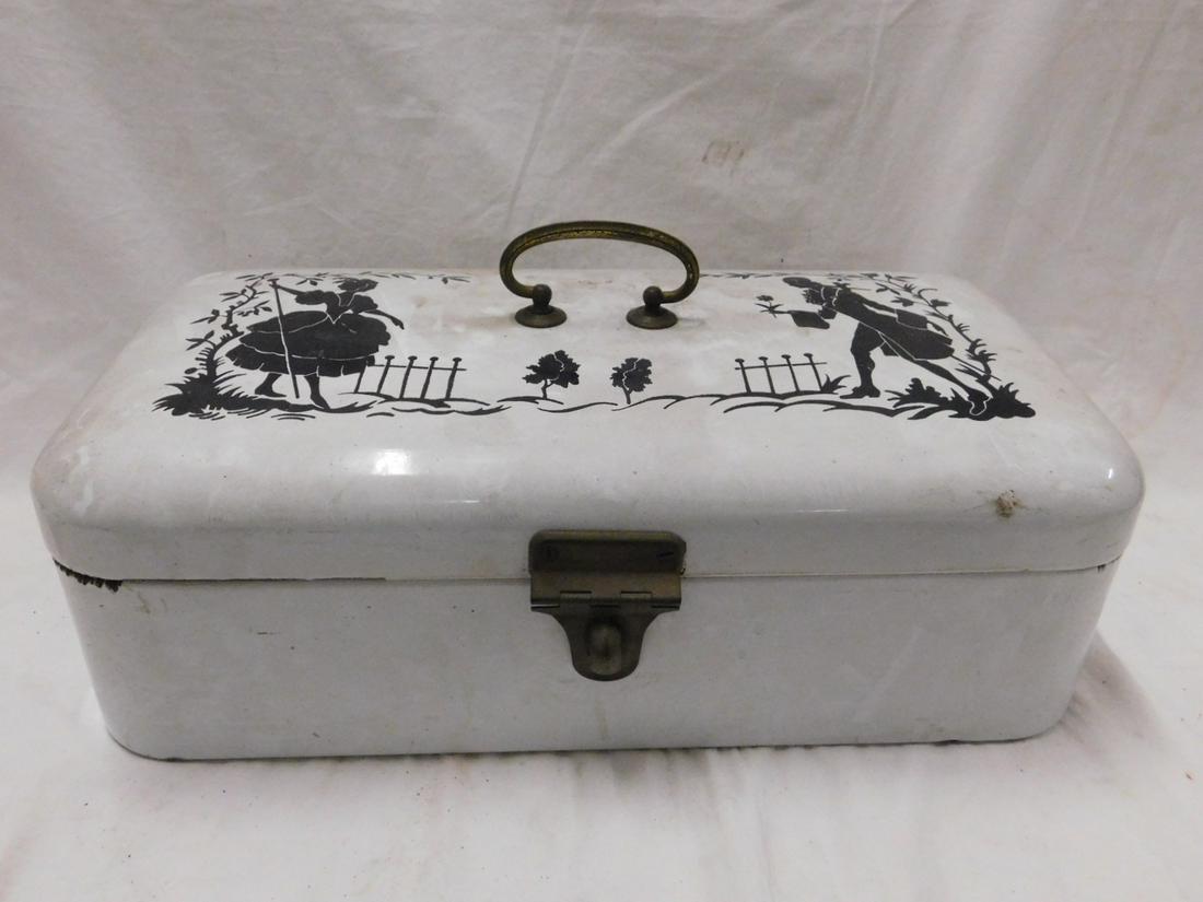 Enamelware German? Picnic / Bread Box (1 of 10)