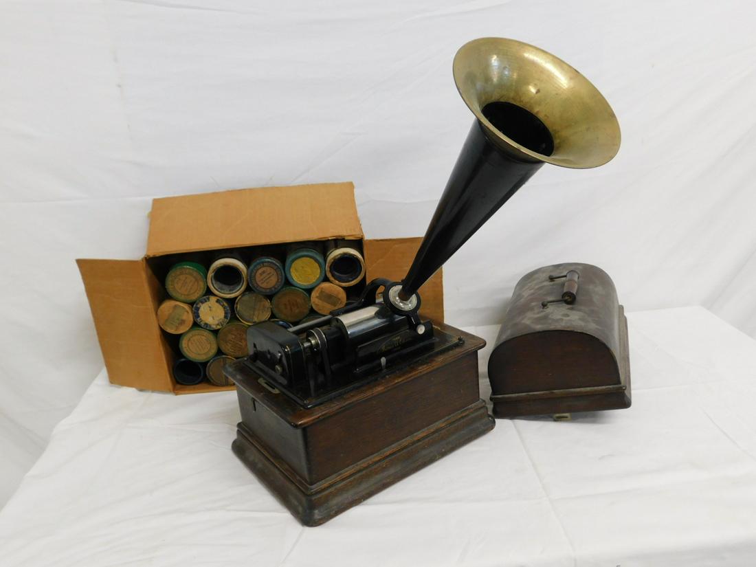 Edison Cylinder Phonograph w/Horn (1 of 9)