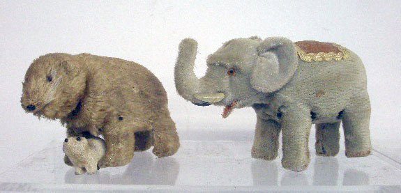1950's Japanese Wind-Up Polar Bear & Elephant: 1950's Japanese wind-up fur covered 6" Walking Polar Bear w/Cub & 6 1/2" Walking Elephant.