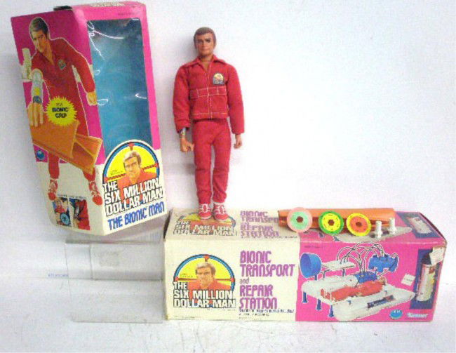 1977 Kenner Six Million Dollar Man Doll: 1977 Kenner Toy Company The Six Million Dollar Man 12" doll w/Bionic Eye & New Bionic Grip, original box & box for Bionic Transport Repair station.