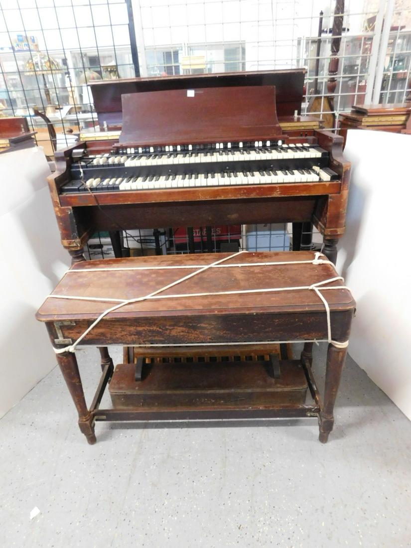 Hammond B-3 Organ, Bench & Speaker (1 of 6)