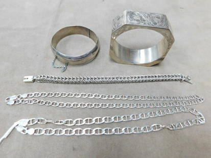 Sterling Silver Necklaces & Bracelets Group: Sterling Silver Necklaces & Bracelets Group includes; 1" wide octagon form scroll engraved hinged bangle bracelet; Mexico hinged plain bangle bracelet, Mexico wheat link flexible 8" bracelet; and