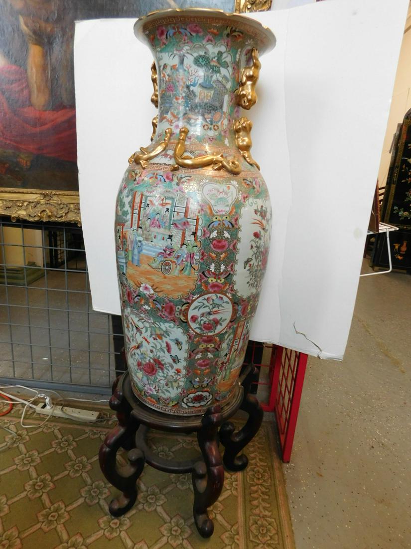 Chinese Palace Vase (1 of 6)