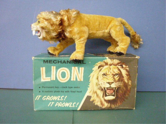 1960's Marx Wind-Up Mechanical Lion: 1960's Louis Marx & Co., Inc. plush wind-up Mechanical Lion w/original box. Condition: Very good, works, box has wear & tearing.