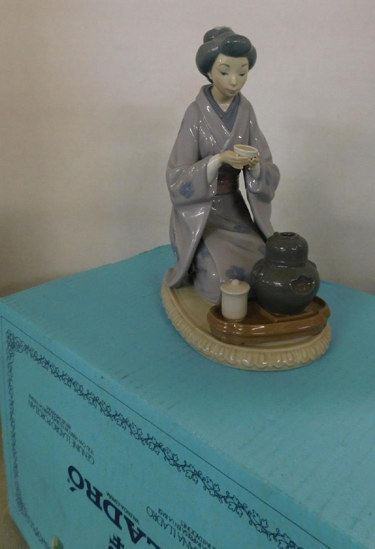 Lladro Porcelain Figurine (1 of 3)