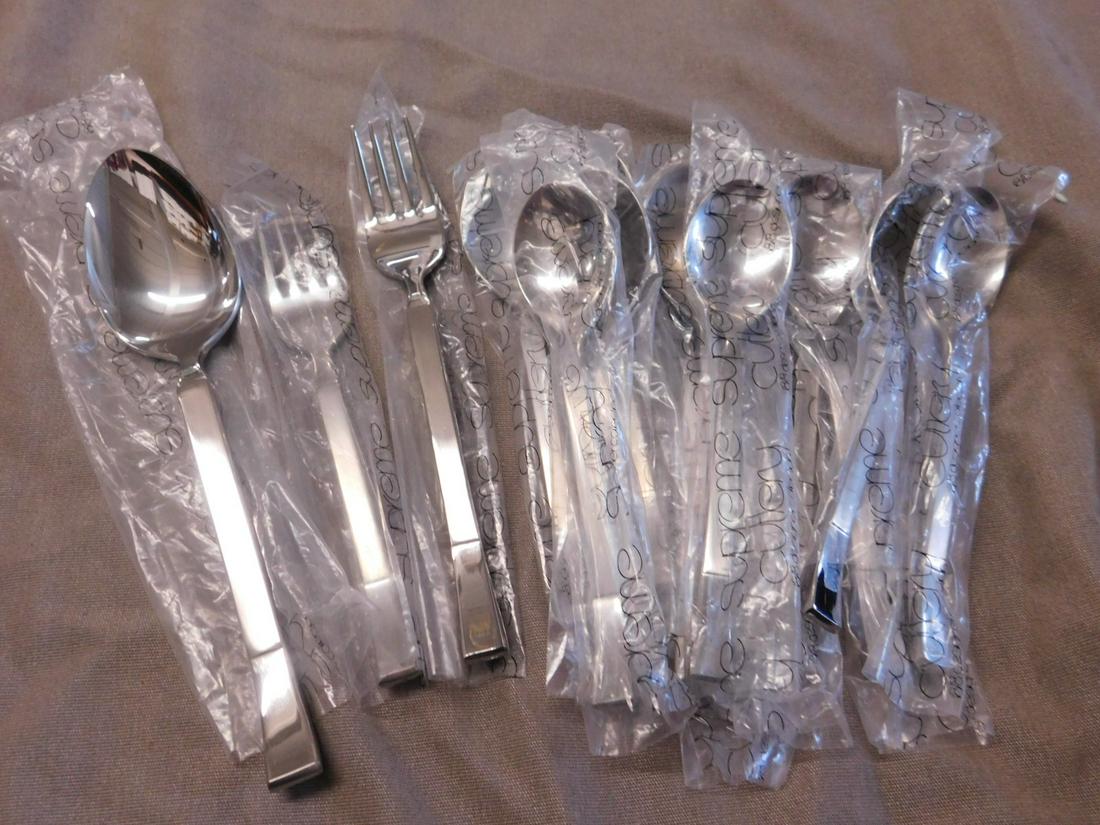 Supreme Cutlery Flatware (1 of 5)