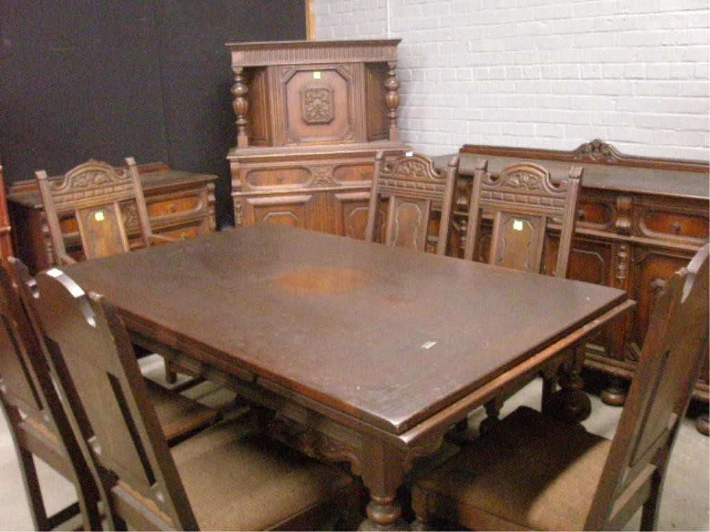 1403: Jacobean Style 10pc Dining Room Set