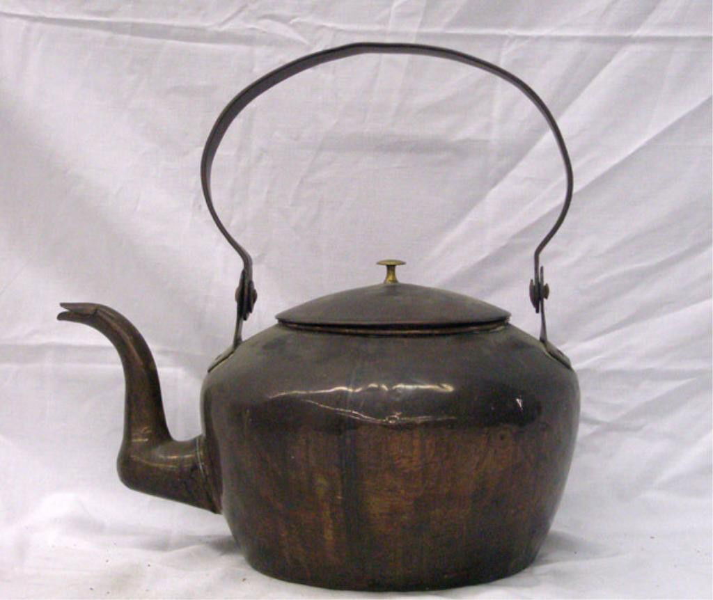 Antique Copper Tea Kettle: Antique 13" x 6 1/2" copper tea kettle. Condition: Areas of wear & minor loss.