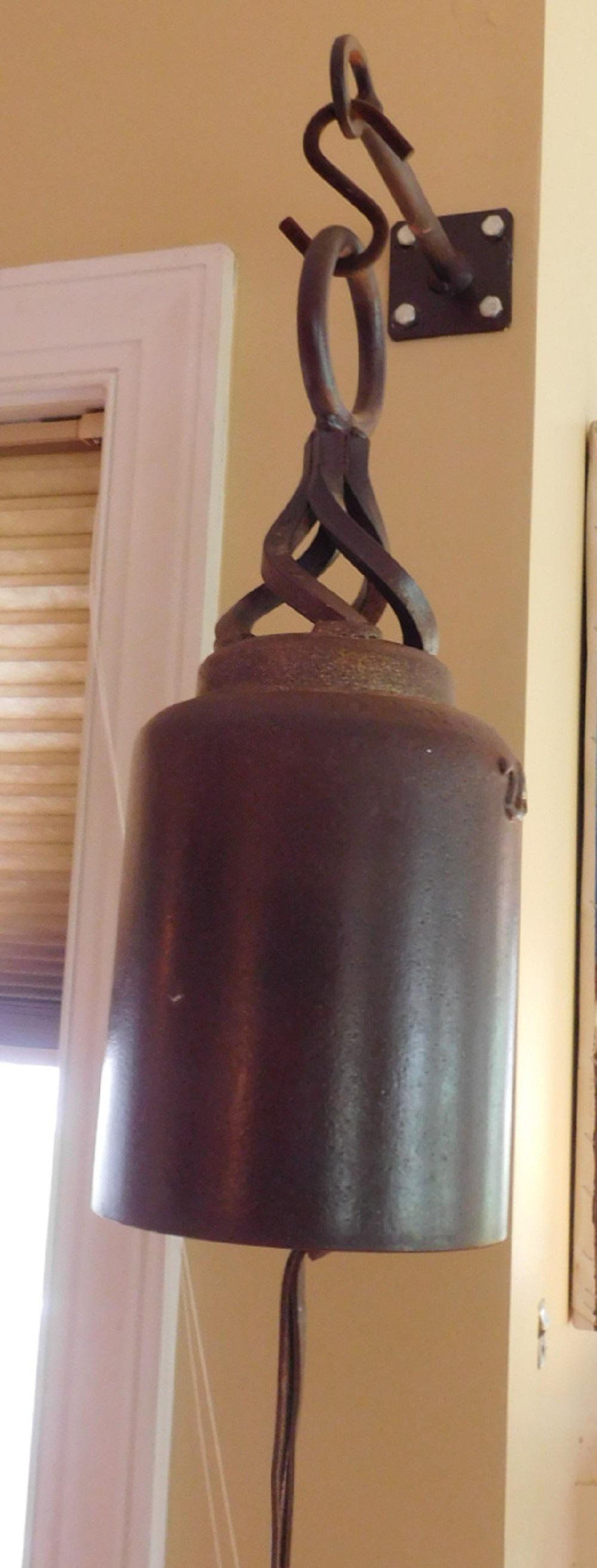 Iron wall mount bell (1 of 4)