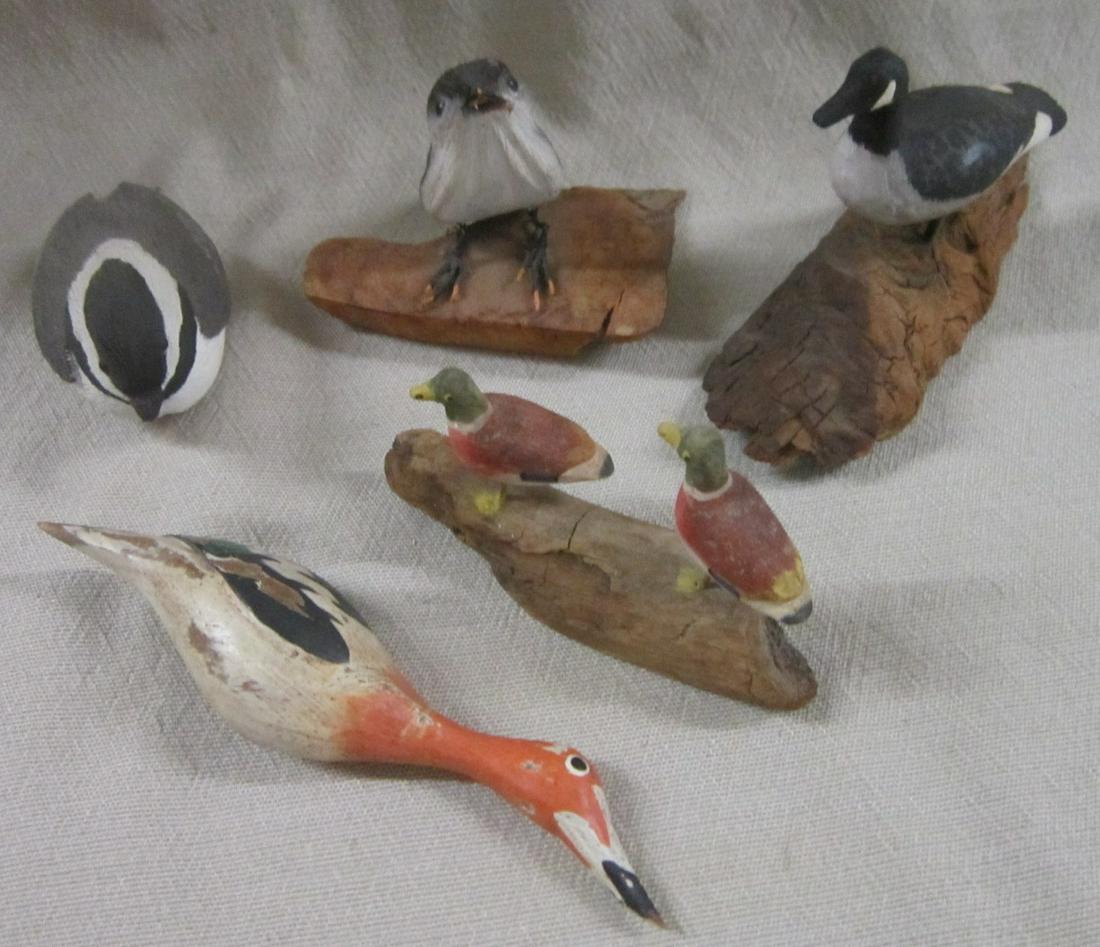 5 Small Shore Bird Carvings (1 of 8)