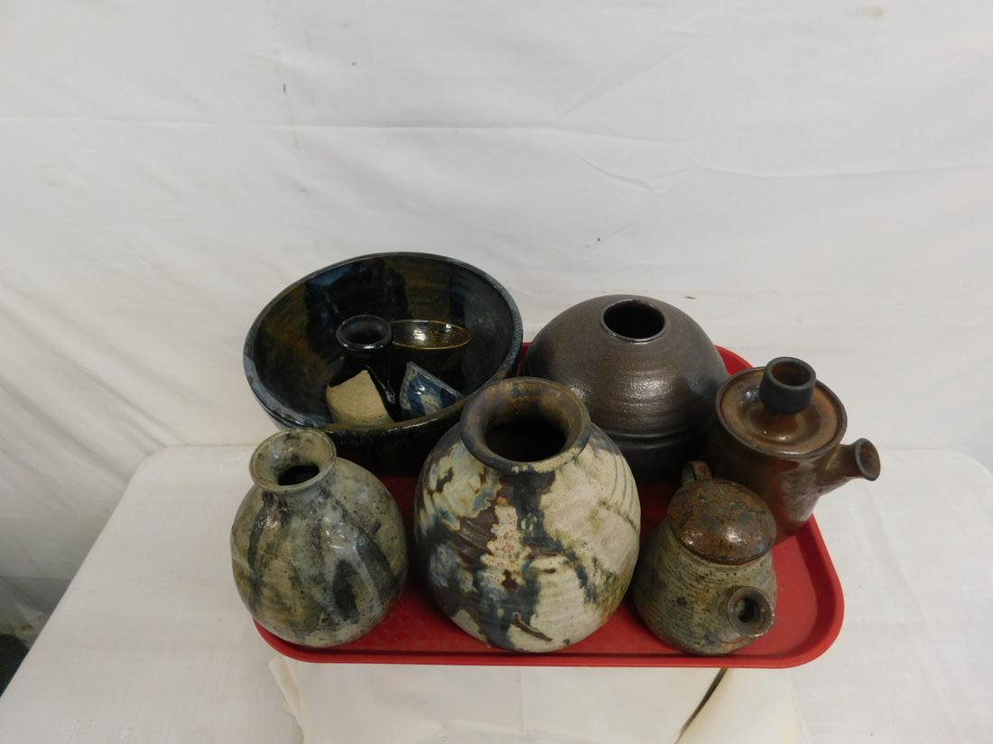 9 Studio Art Pottery Pieces (1 of 5)