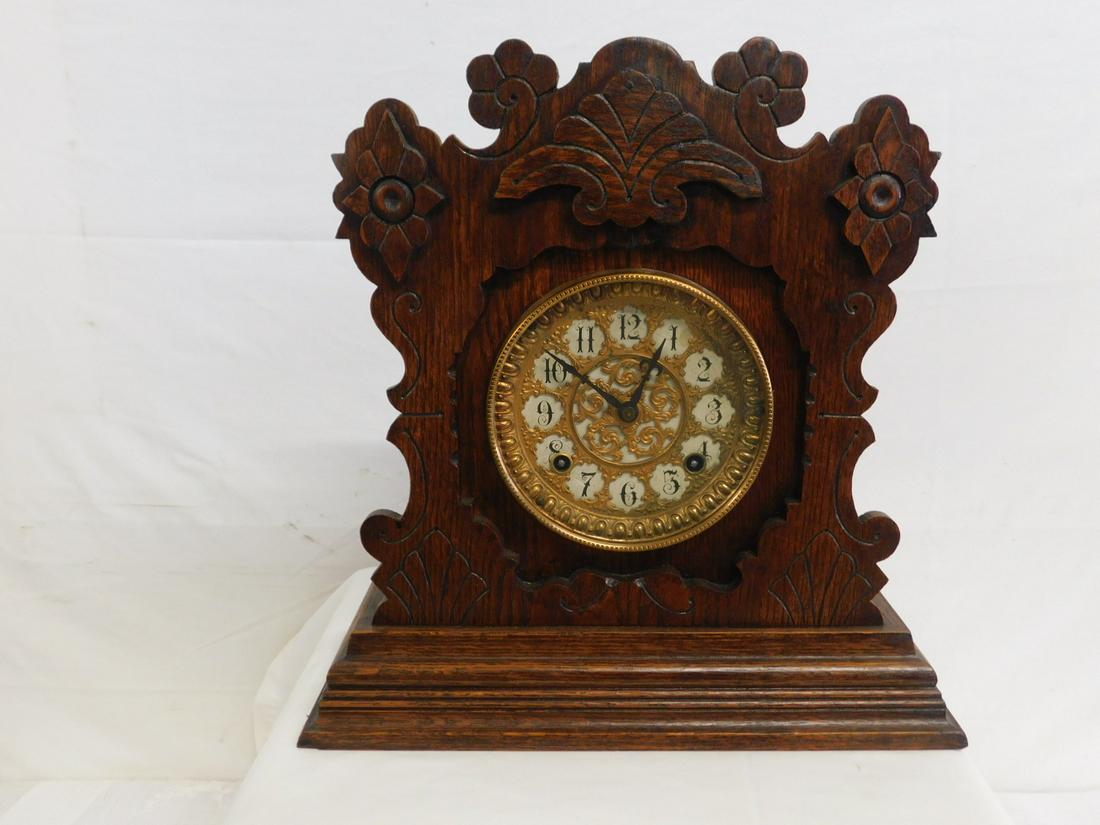 Ginger Bread Shelf Clock (1 of 10)