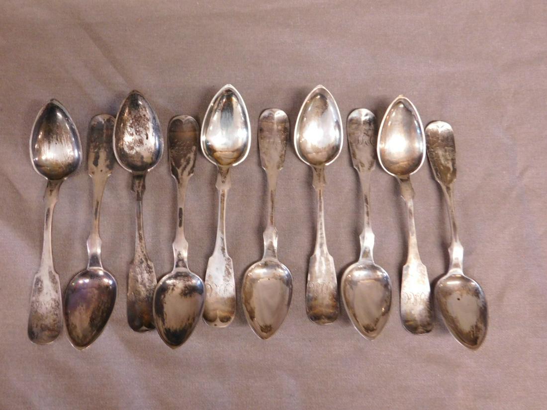Set 10 Coin Silver Teaspoons (1 of 4)
