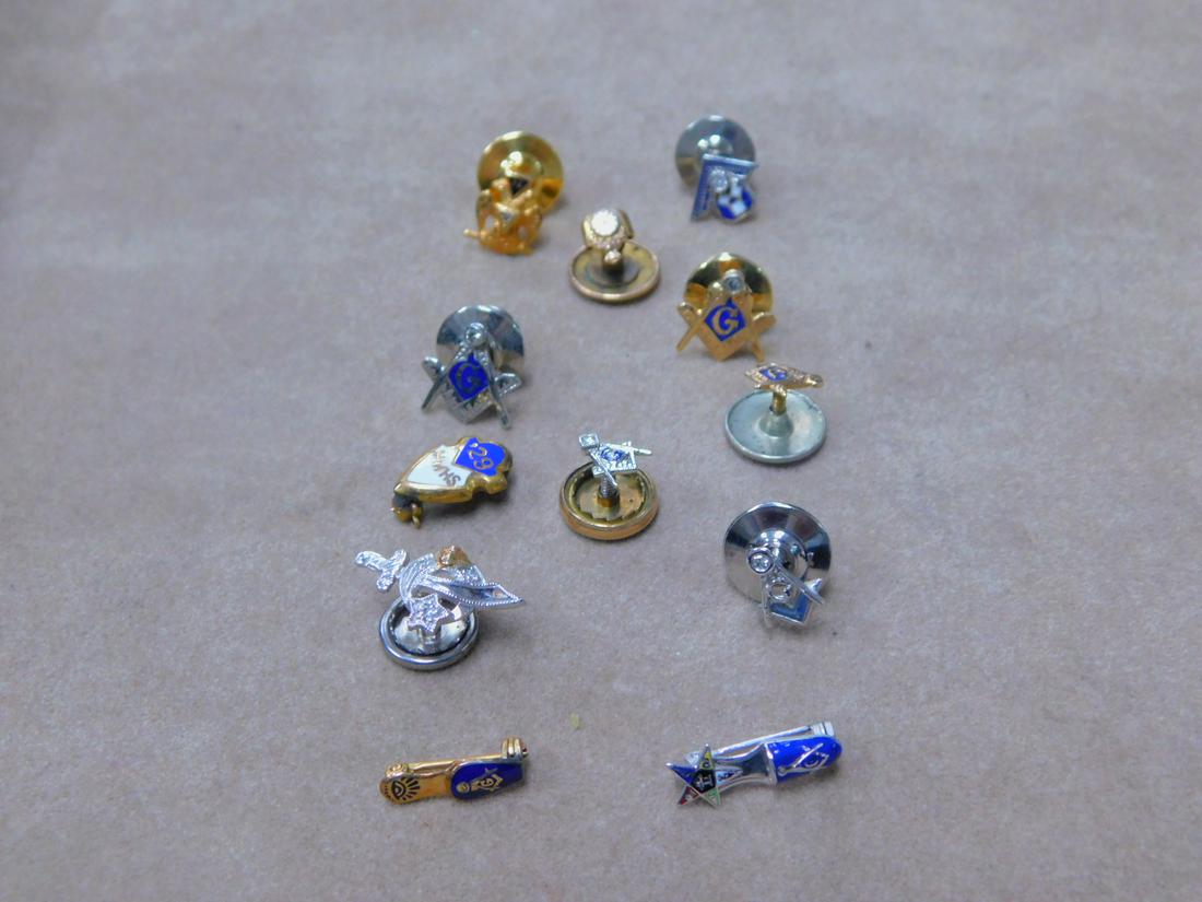 12 Masonic Gold Lapel Pins (1 of 1)