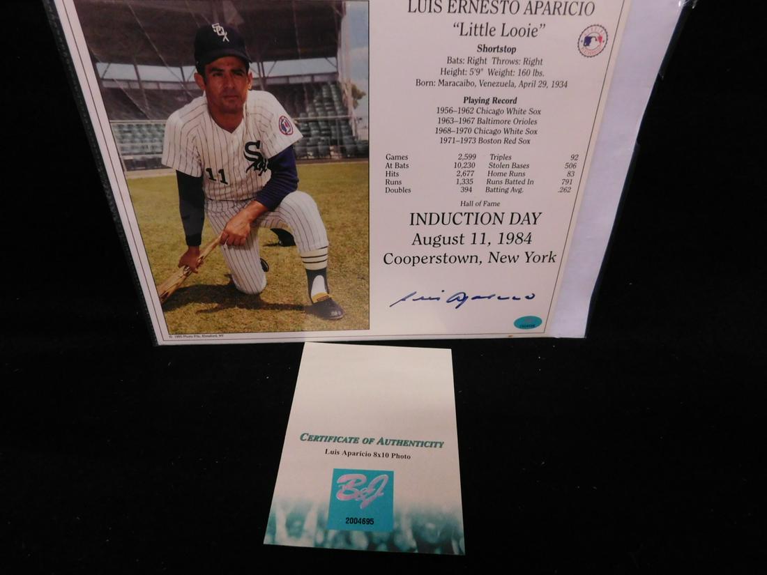 Luis Aparicio Signed Hall Of Fame Induction Photo (1 of 4)