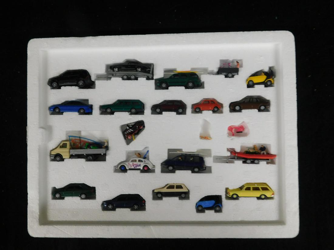 2 Marklin Car Sets (1 of 5)