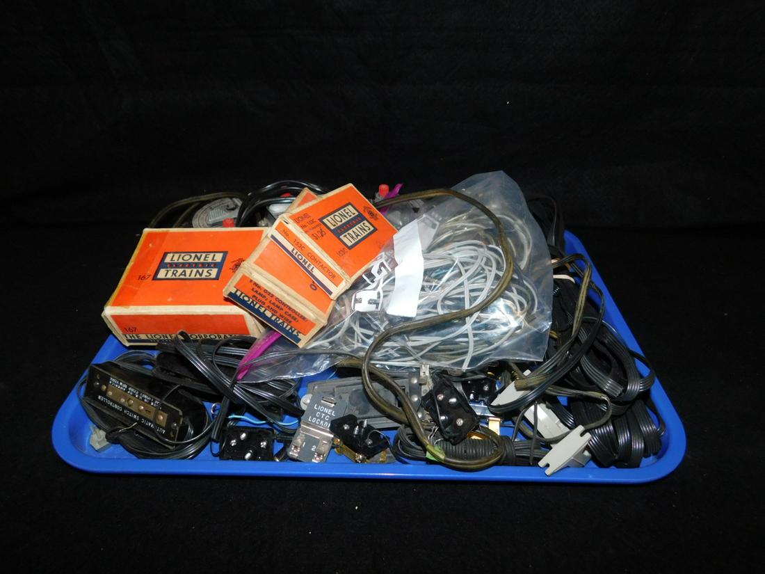 Lot Lionel Controller (1 of 5)
