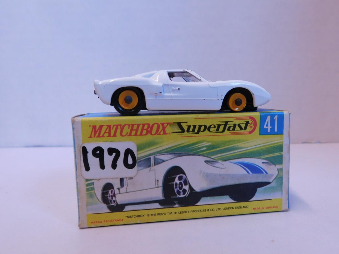 Matchbox Series Car w/Box (1 of 6)