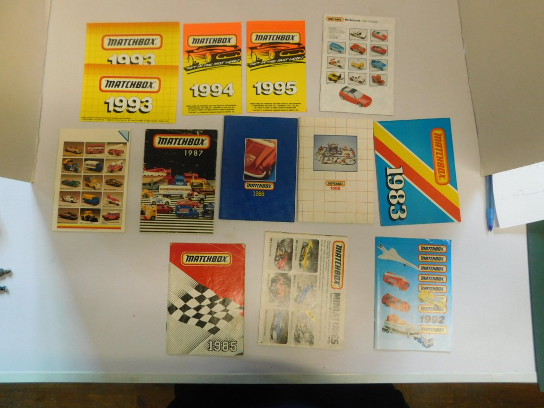 19060's - 1990's Matchbox Collectors catalogs (1 of 2)