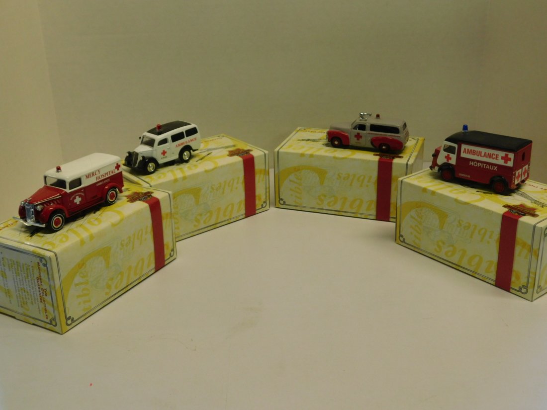 4 Models of Yesteryear Ambulances w/ boxes (1 of 5)