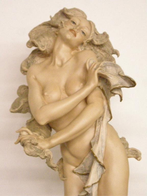 Giuseppe Armani Pearl Figure - 2