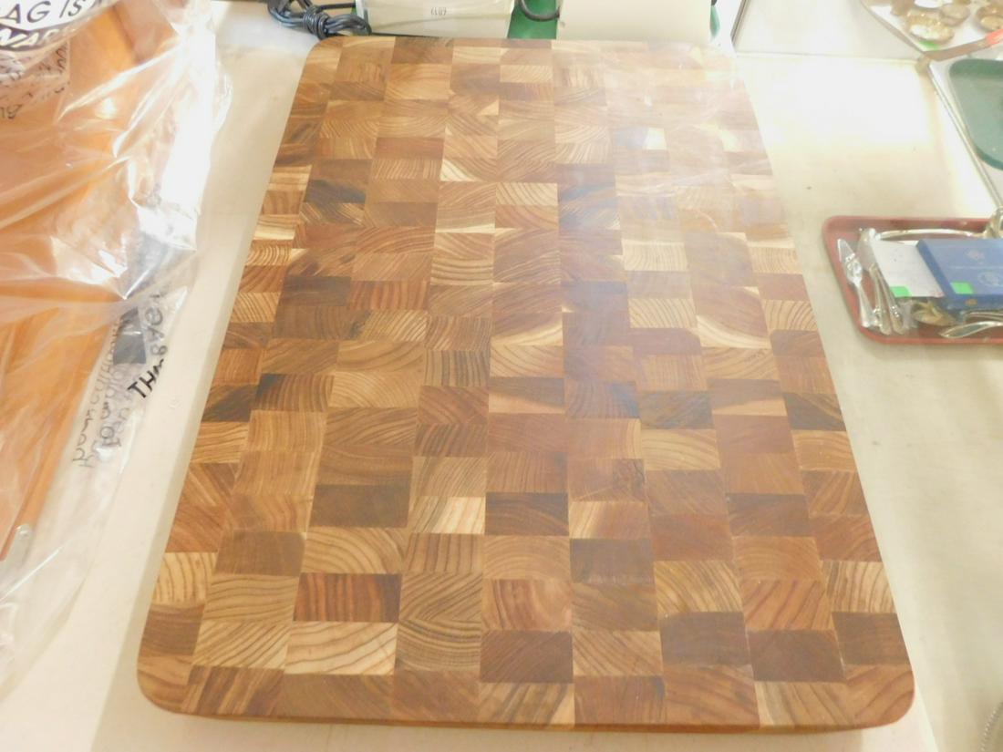 Timber Originals Cutting Board (1 of 2)